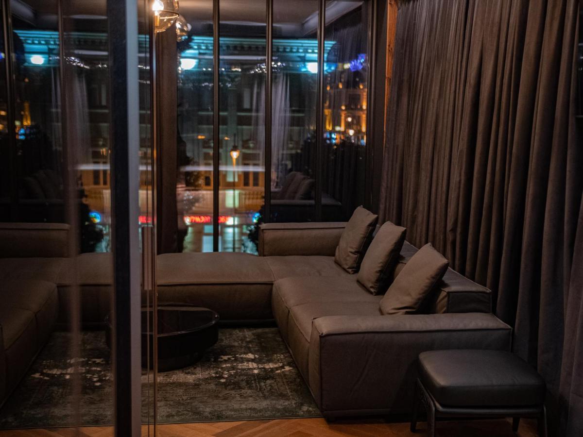 Hotel Mandarin Club House à Batoumi Extérieur photo